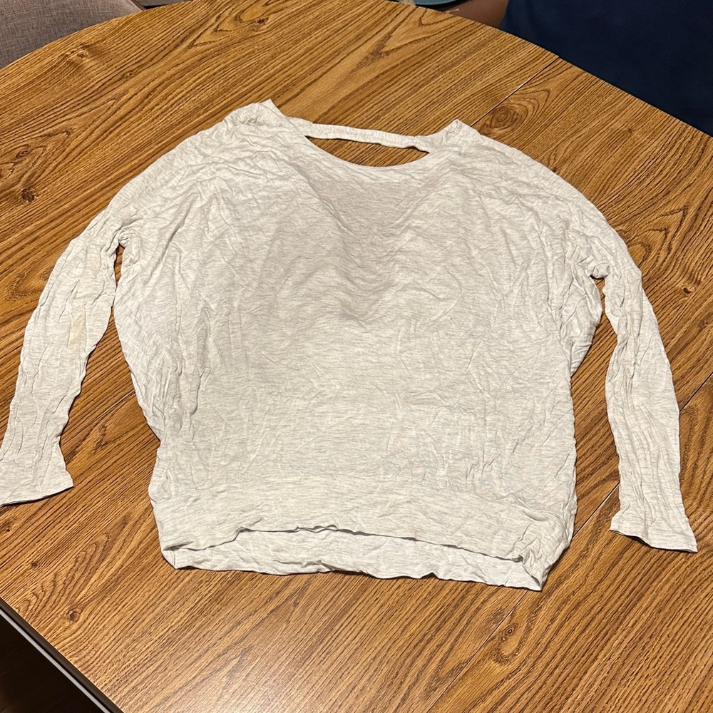 Wilfred Light Gray Long Sleeve Tee